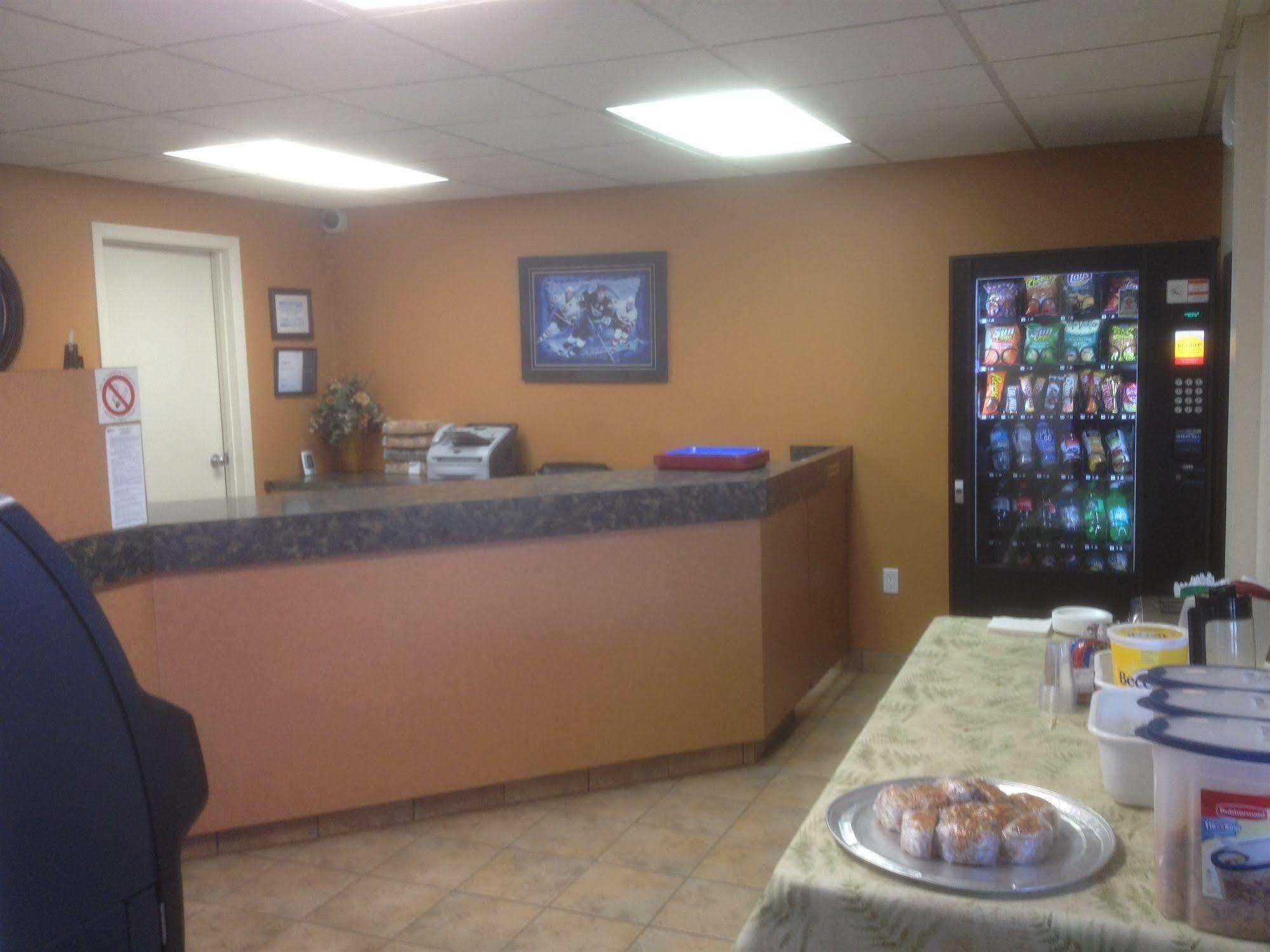 Eastglen Inn Edmonton Dış mekan fotoğraf